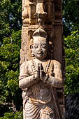 The great Chola temples of Tamil Nadu - The Brihadishwara Temple of Thanjavur. Decorations of the pillar of the  pavilion of Nandi. 